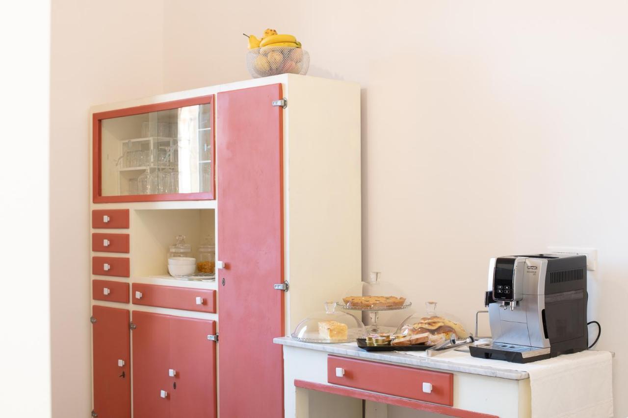 Al Dio Bes Bed & Breakfast Cagliari Exterior photo